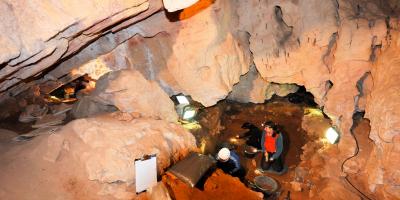 Cueva de Guantes (Palencia)