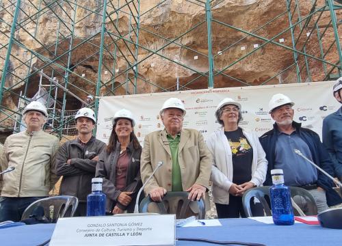 Press conference at Atapuerca/UCC+I CENIEH