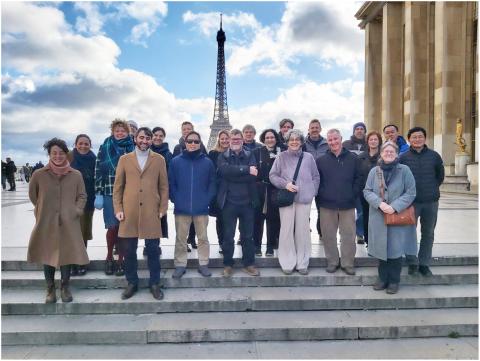 Equipo de trabajo en París