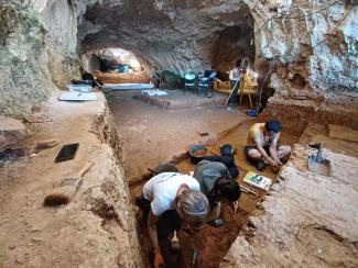 Foto Carbones, cenizas y coprolitos, últimos hallazgos para estudiar los neandertales de Prado Vargas