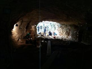 Recuperados más restos neandertales en el yacimiento catalán de  Teixoneres